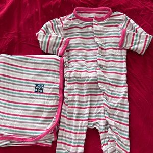 Kickee Pants swaddle and romper set